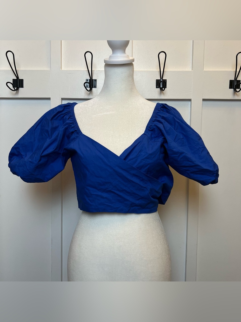 Listicle Boutique Size Small Blue Crop Wrap Top Bubble Sleeve Festival Summer